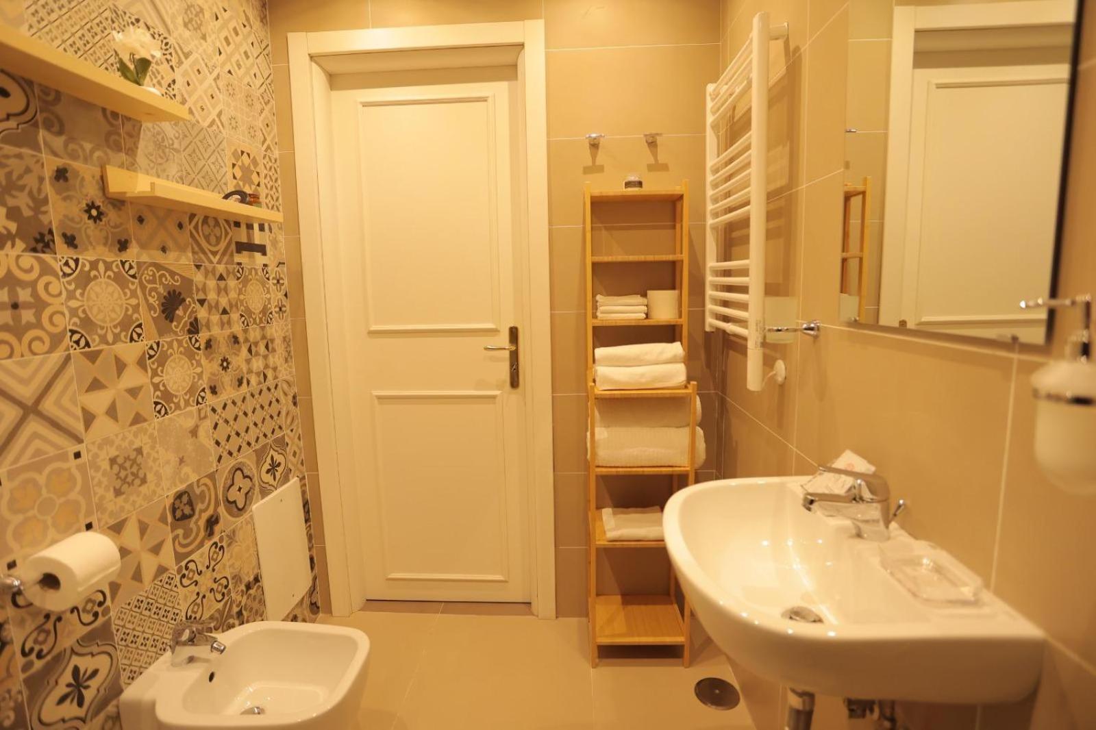 B&B Scarlatti 60 ナポリ エクステリア 写真